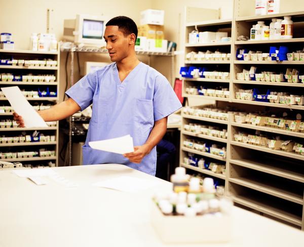 pharmacy-technician-job-description-healthcare-salary-world